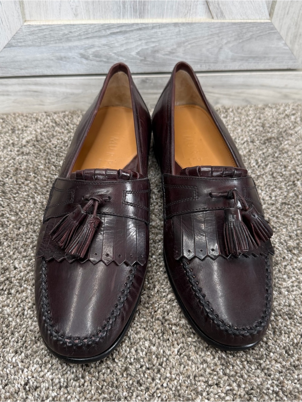 Johnston & Murphy Men's Hayes Oiled Leather Kilted Tassel Loafers 9